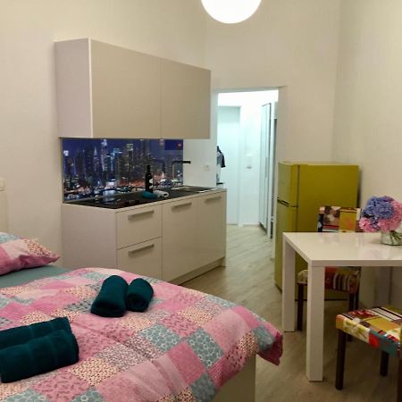 Apartment Optim Ljubljana Bagian luar foto